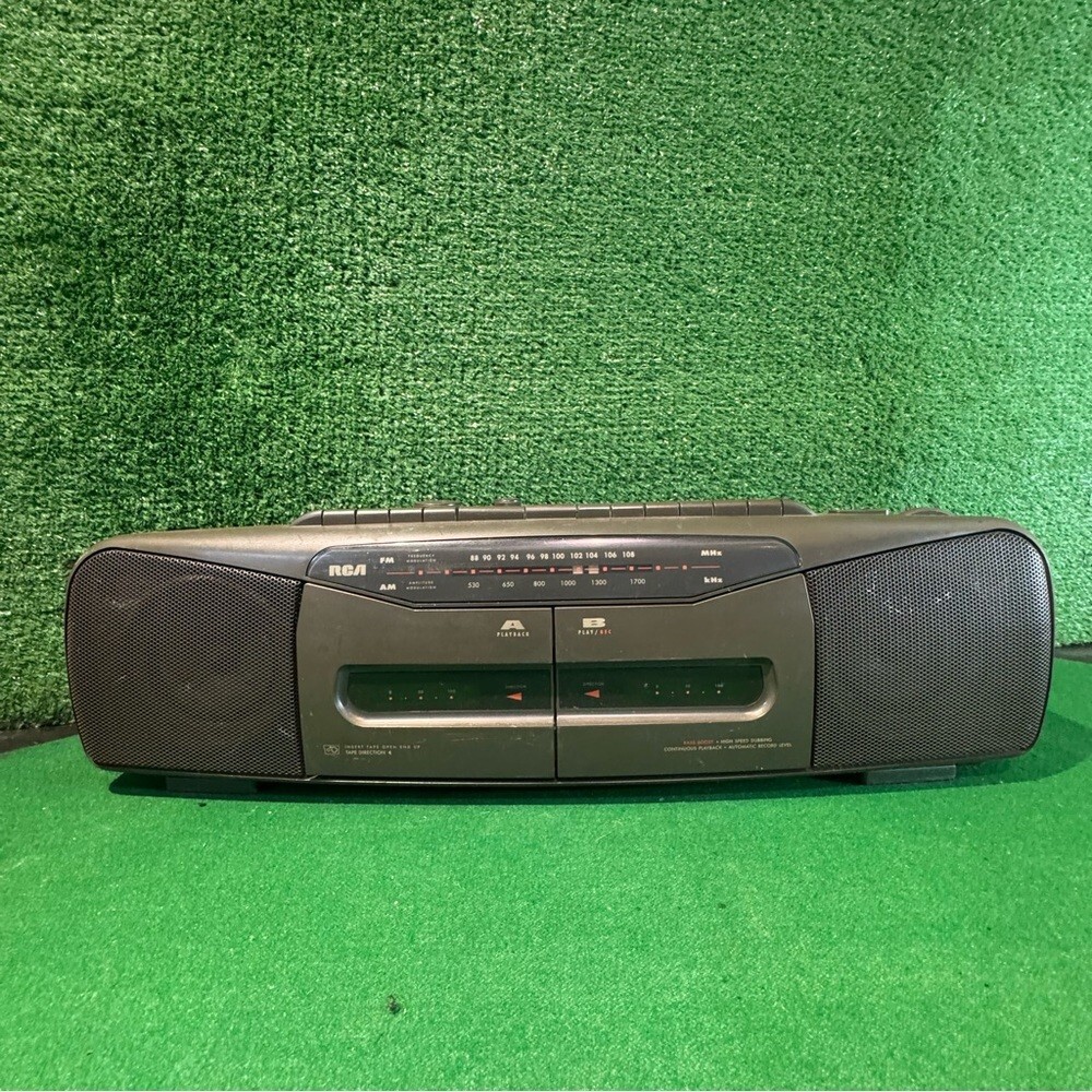 RCA RP-7768A AM/FM Stereo Radio Dual Cassette Boombox Tapeplayer Works Vintage
